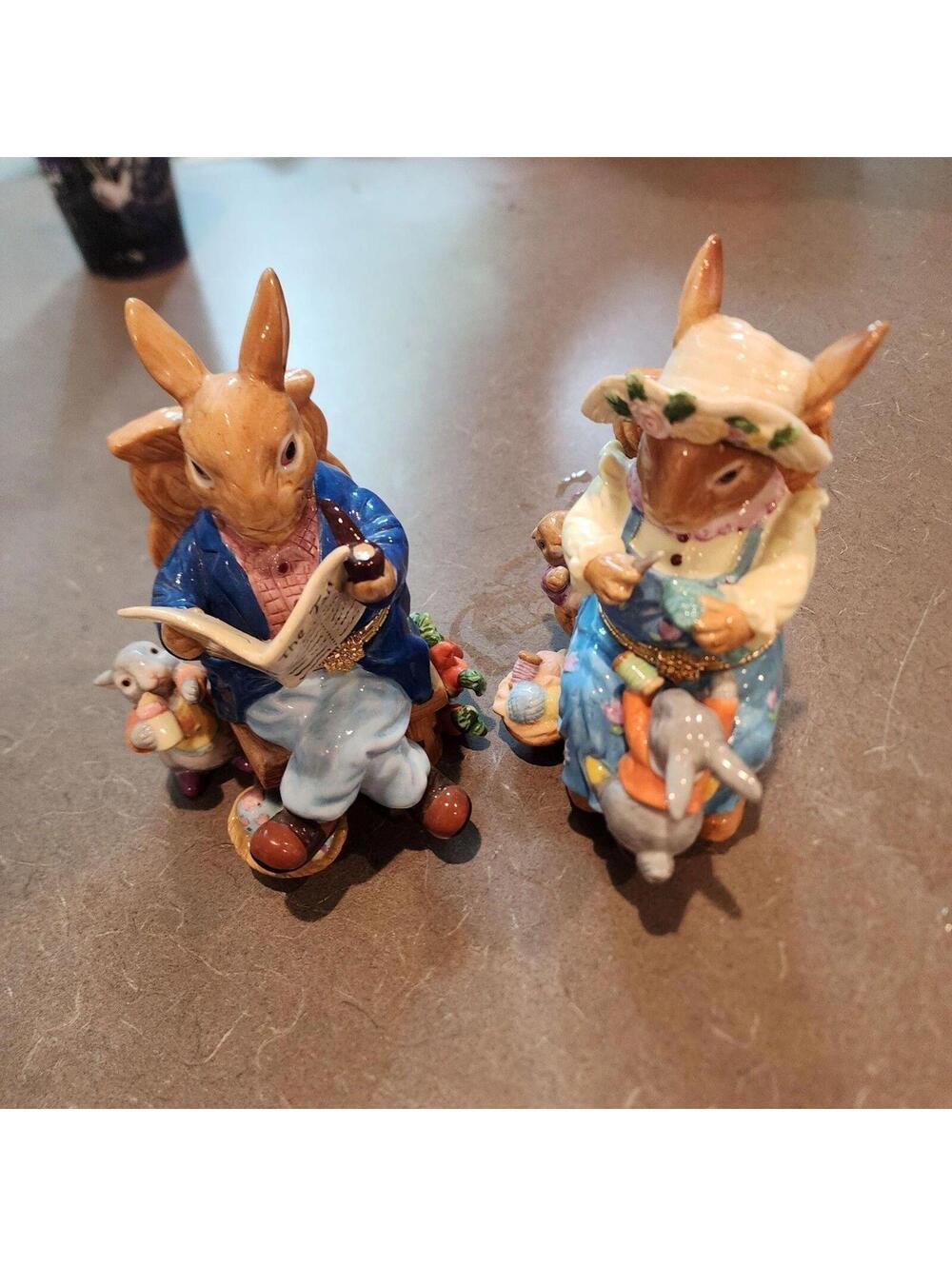 CWC Mama & Papa Bunny Rabbit Hinged Trinket Box Set w Baby Rabbits Hand Paint - Picture 8 of 9